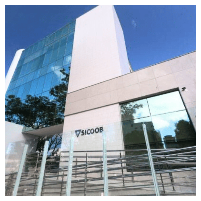 Cópia de Site (700 x 700 px) - 4.png